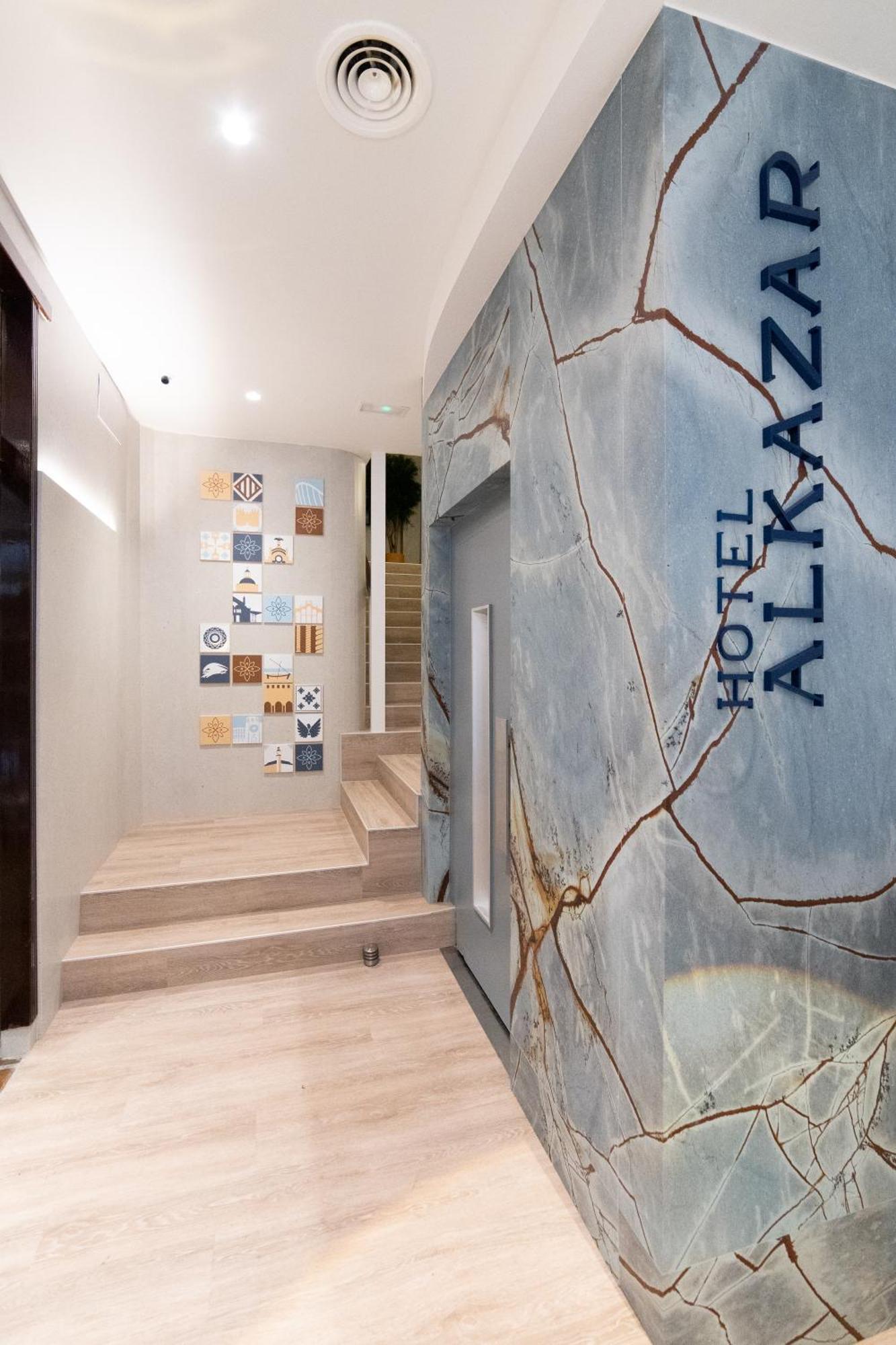 Hotel Alkazar Valencia Exteriör bild